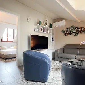 comecasa-duomo-exclusive-2-beds-apartament.it-lombardy.com/